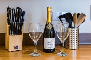Prosecco in Hemel Hempstead Service Apartment