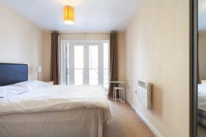 Master bedroom of luxury 2 bed apartment to rent in Hemel Hempstead